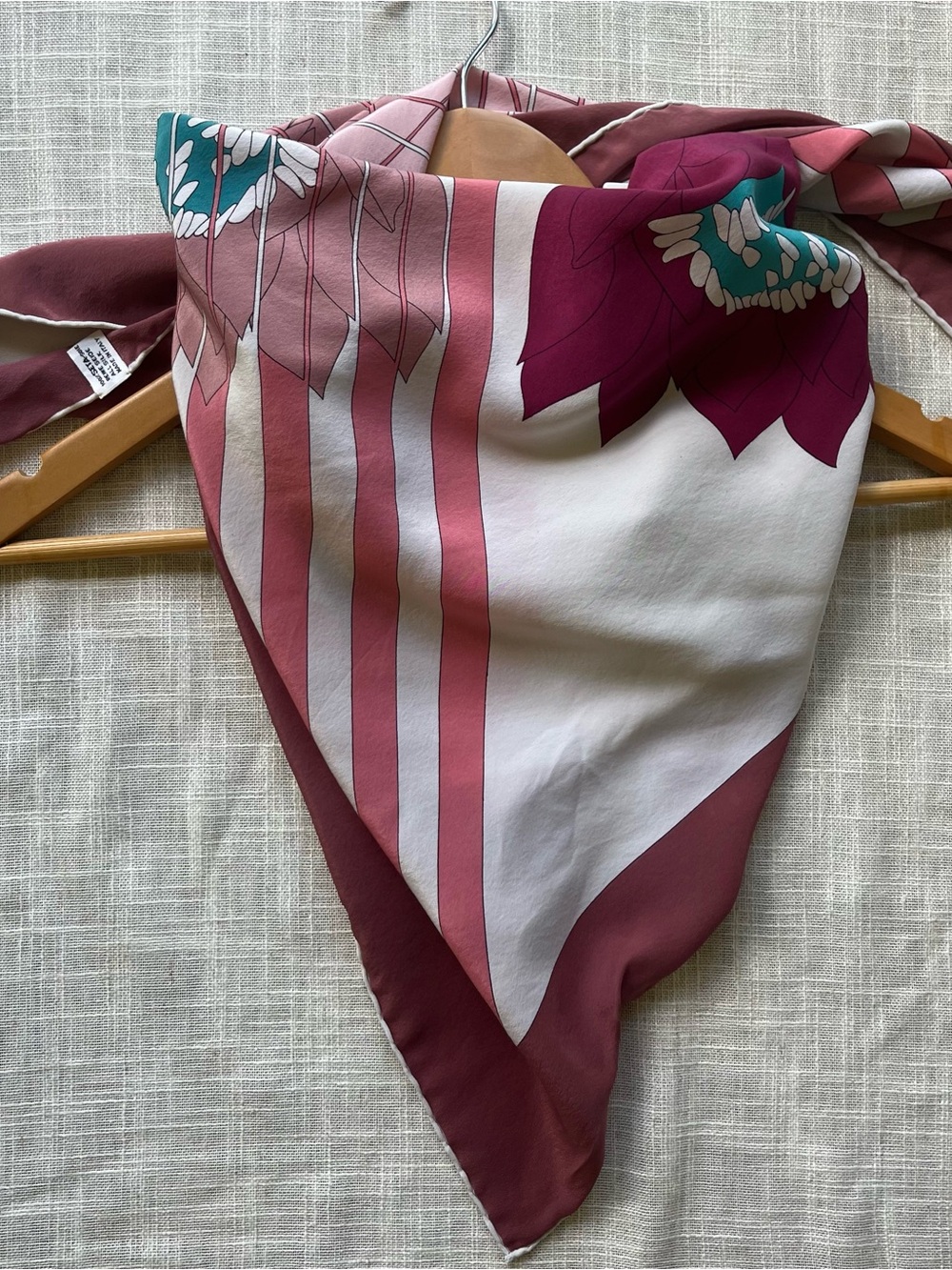 70s French Silk Bandana - Large 35x35"